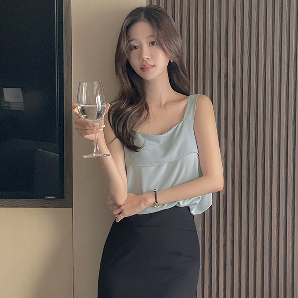 Square Neck Soft Sleeveless shirts Blouse