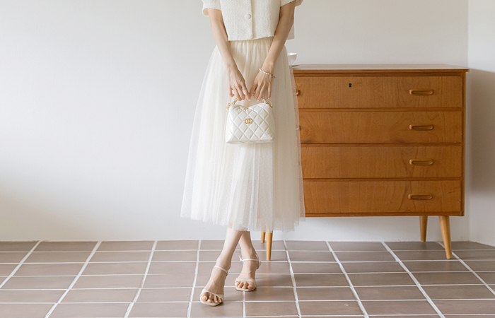 Lovely Dot Patterns Banding Tulle Skirt