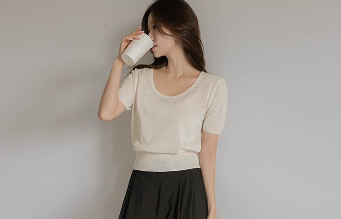 Point UNeck Linen Knit