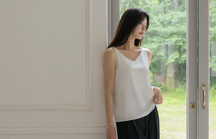 Elegance Silk Sleeveless shirts Blouse
