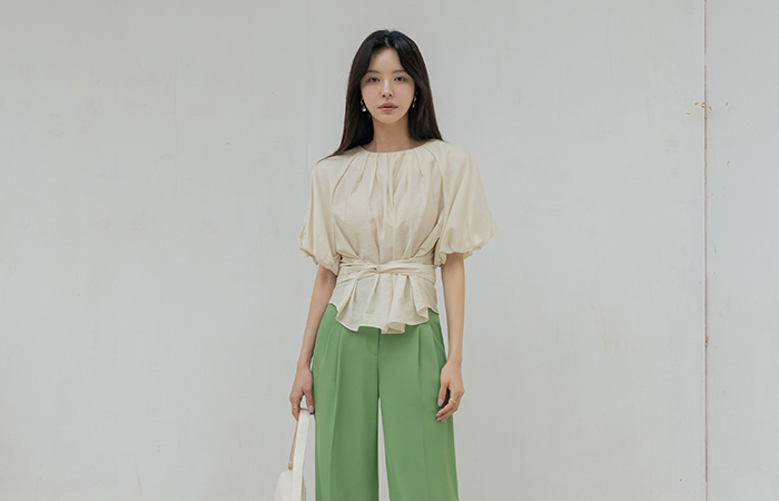 Natural Pintuck Neck Strap Belt Balloon Blouse