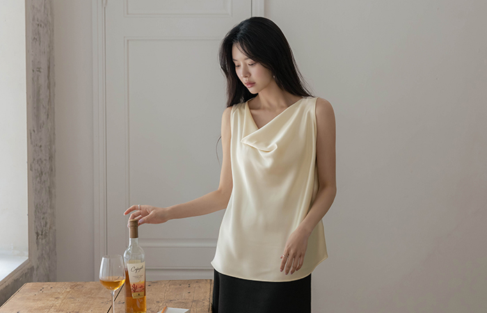Luxury Cowl Neck Satin Blouse(+Belt)