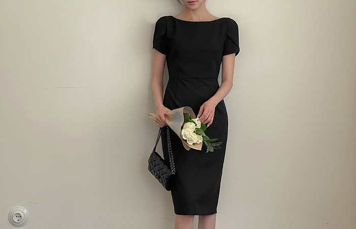 Boat Neck Tulip Sleeves H-line Dress