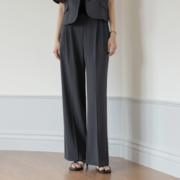 Modern wide fit Back Banding Set-up Slacks
