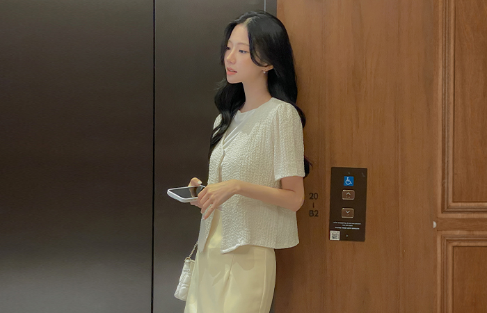 Wrinkle Bubble No-collar Short-sleeve Jacket
