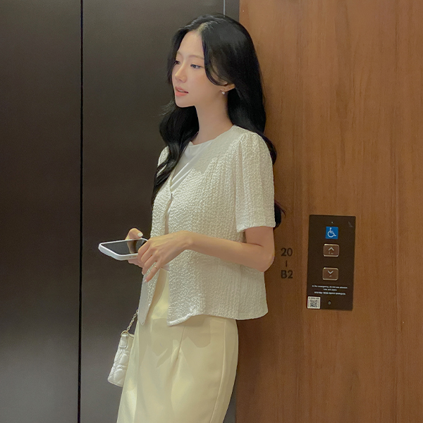 Wrinkle Bubble No-collar Short-sleeve Jacket
