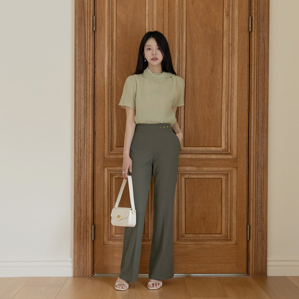 Tower Gold Button Point Boot-Cut Slacks