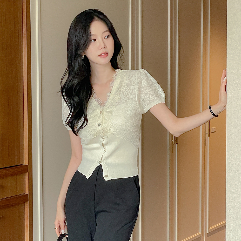 Feminine Lace Short-sleeve Cardigan