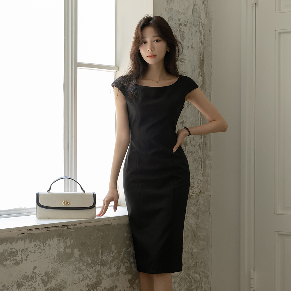 Glam Slim Fit Midi Dress
