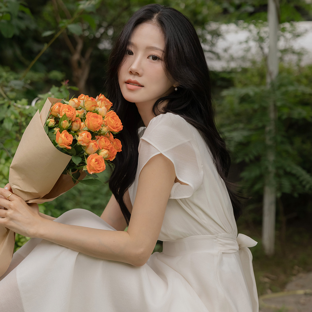 Tulip-Sleeves Soft Back Ribbon Dress