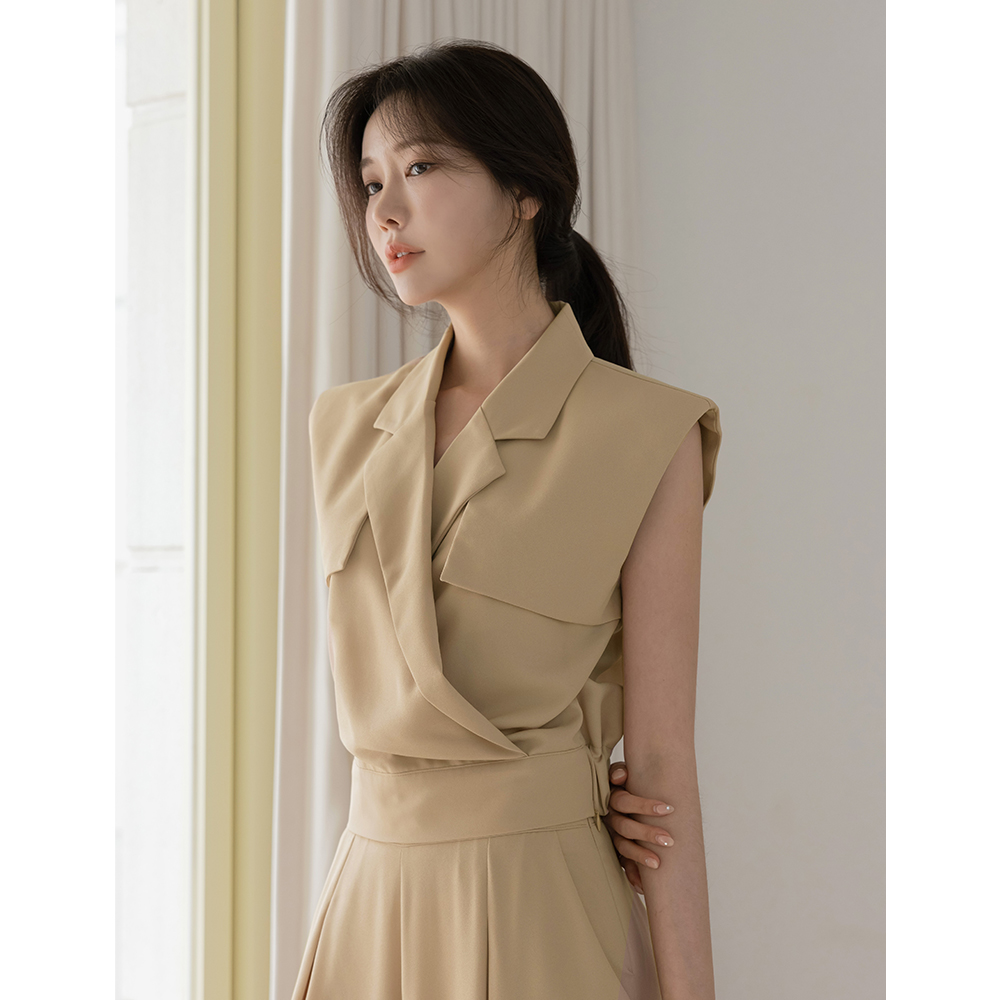 stone Polo Sleeveless shirts Set-up Blouse