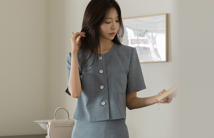 Rya Raund neck Summer Tweed Set-up Jacket