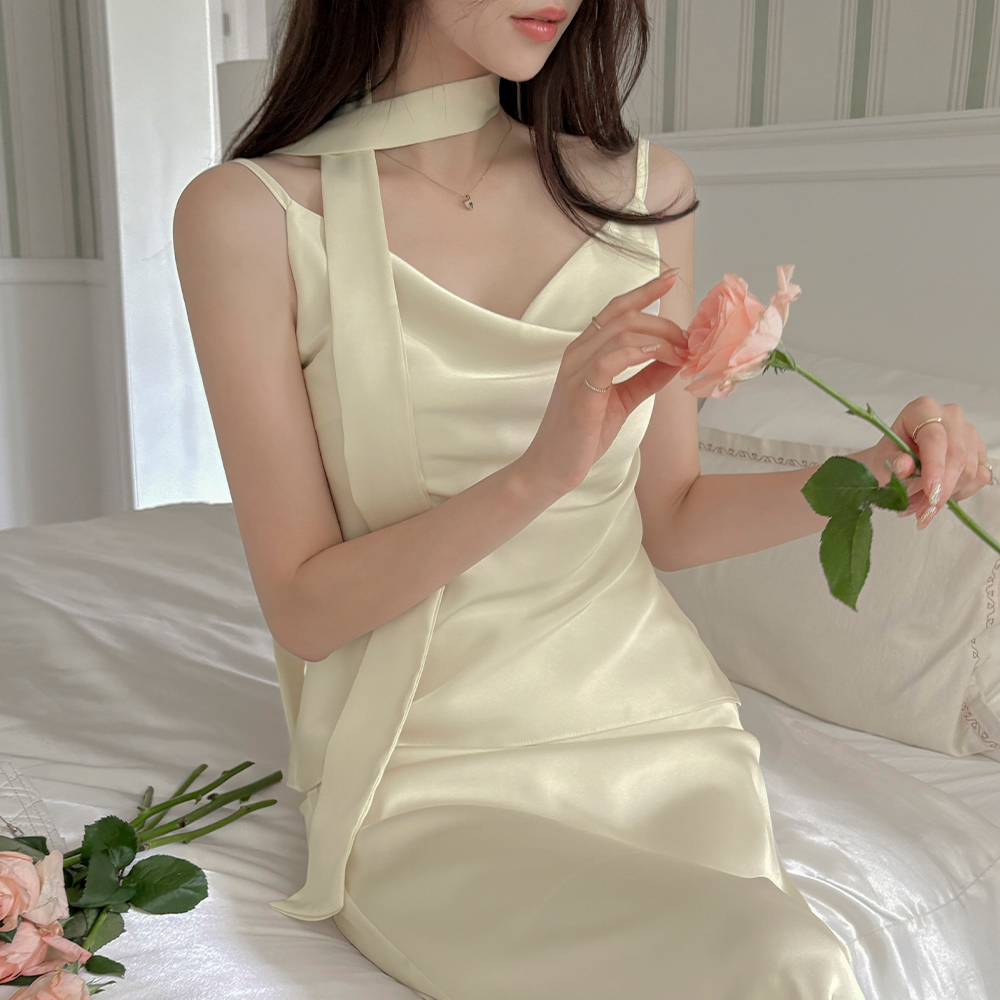 Satin Bustier Set-up Blouse(+Tie)