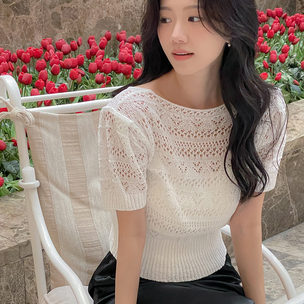 Two-way Ribbon Diamond Punching Short-sleeve Knit