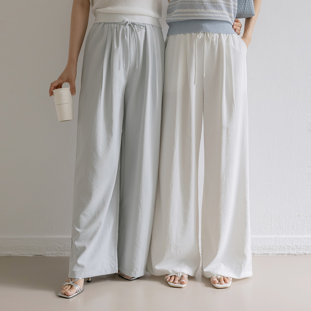 wide fit Rustlingly Banding Pants