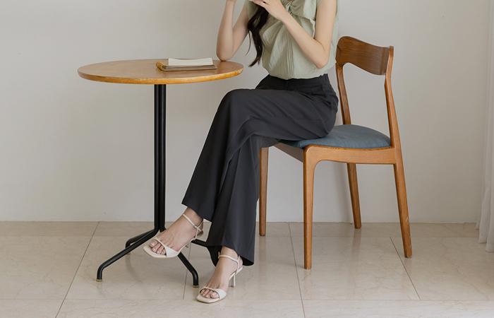 Soft The Back Banding Semi- wide fit Slacks