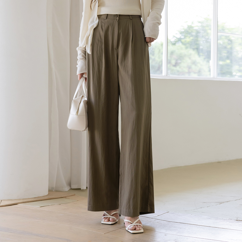 nylon pintuck wide fit Slacks