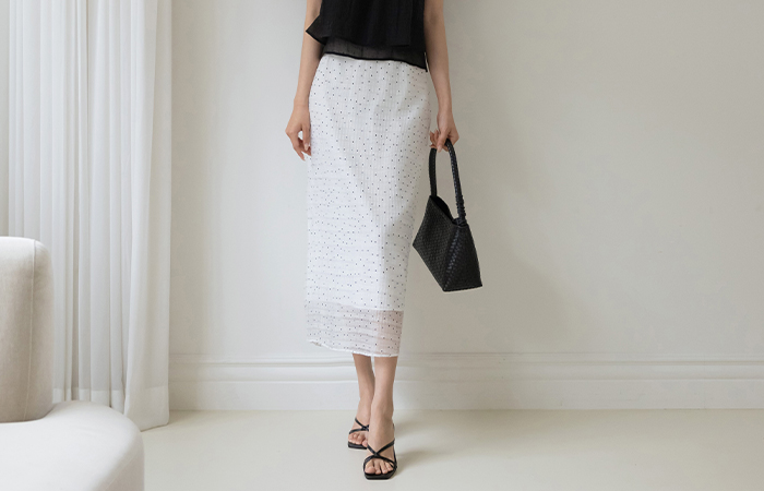 Dot The Back Banding H-line Skirt