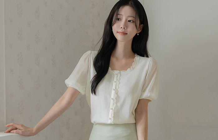 Lace Square Neck Pearl Puff Knit