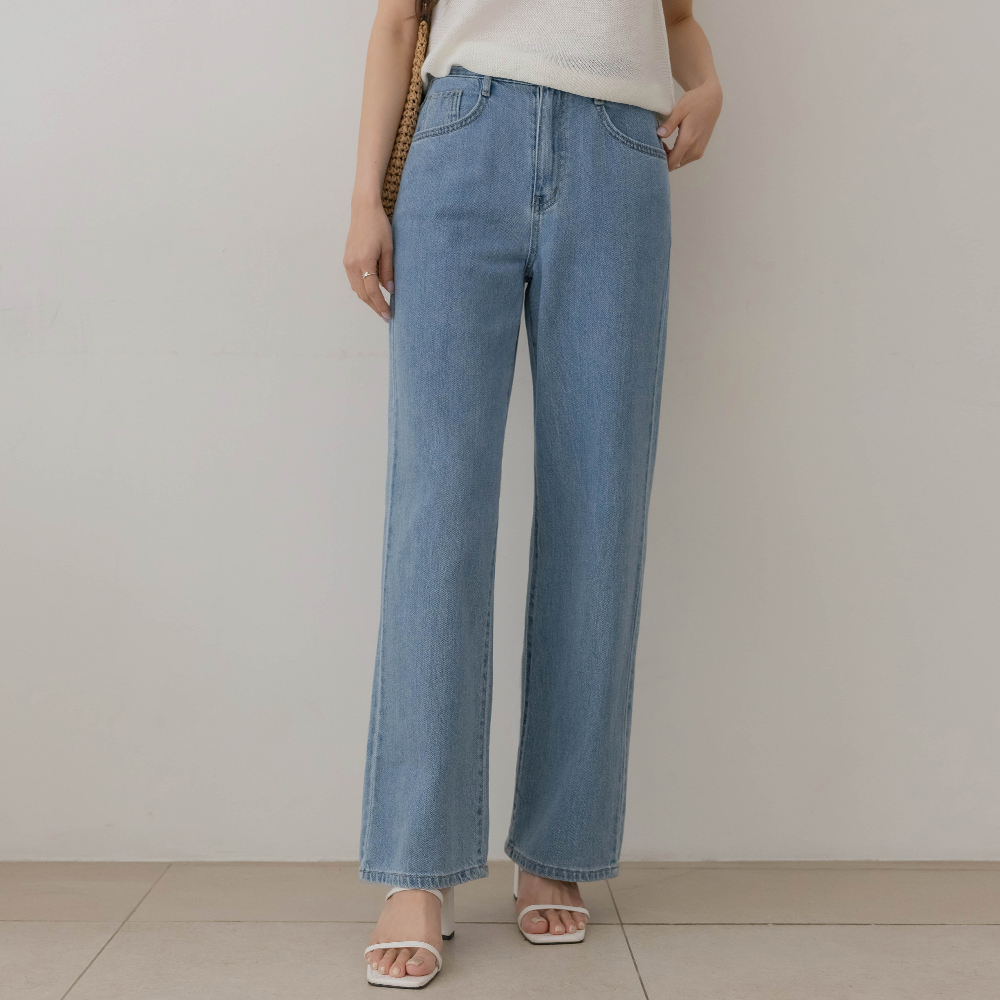 T The Back Banding CHIC Denim Pants