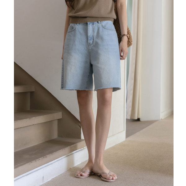 Daily Cutting Bermuda Denim Pants