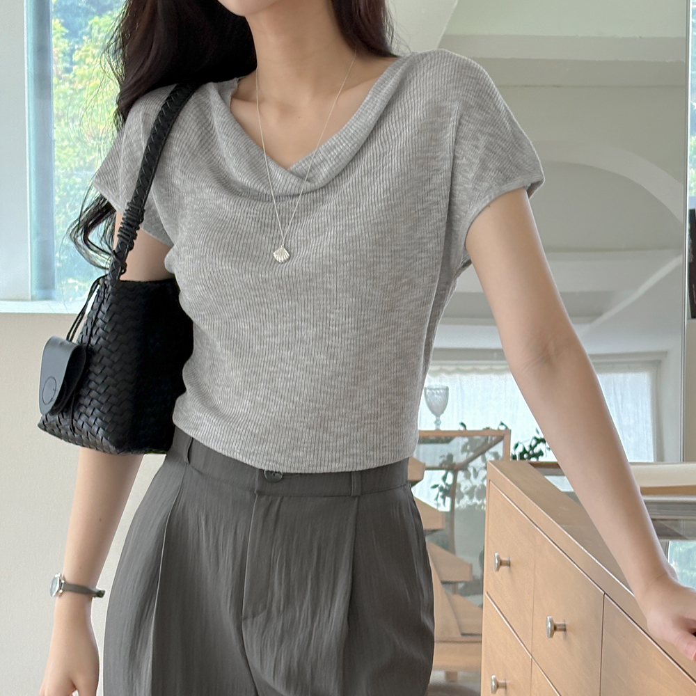 Cool Air slender Cowl Neck Knit