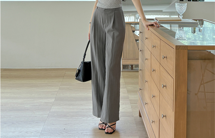 Cool Wrinkle Pintuck Wide Back Banding Slacks