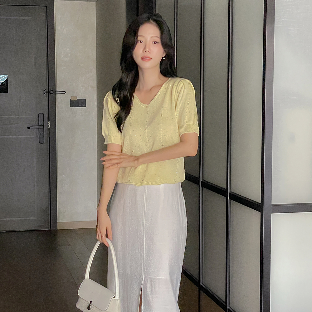 light Slit Back Banding H-line Skirt