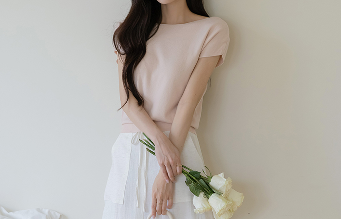 Soft Lip-Neck Cap-Sleeves Knit