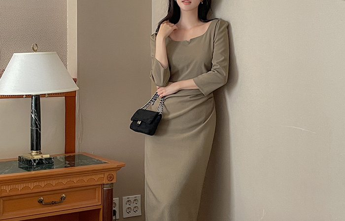 Elysee Shirring Capri Dress