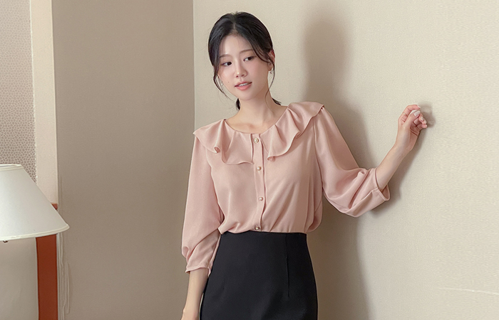 Charming Ruffle Polo Pearl Blouse