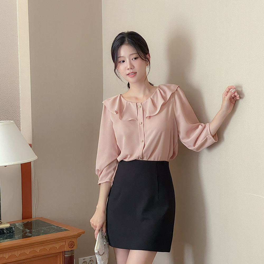 Charming Ruffle Polo Pearl Blouse