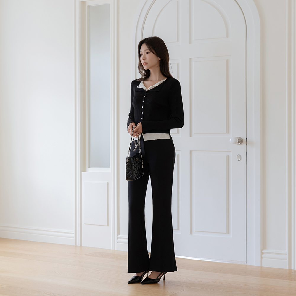 Mochi Slim Boot-Cut Slacks