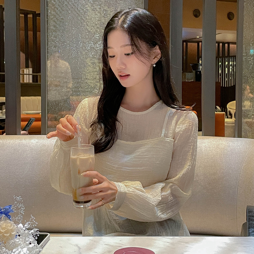 Wrinkle Bustier layered Style Blouse