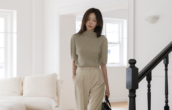 Half-Neck Velvet Pleats Short-sleeve T-shirt