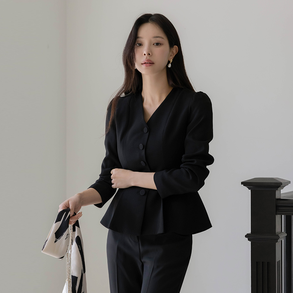 Feminine No-collar Peplum Jacket(+Scarf)