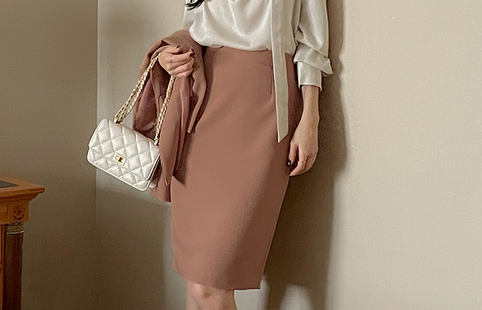Laura Feminine H-line Set-up Skirt