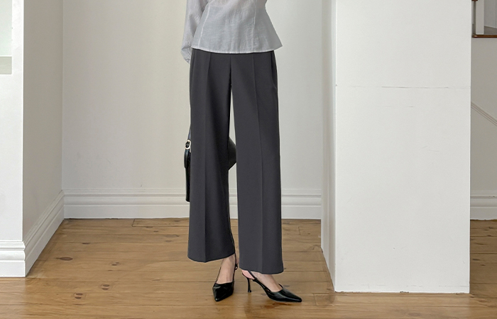 Span Semi- wide fit Back Banding Slacks