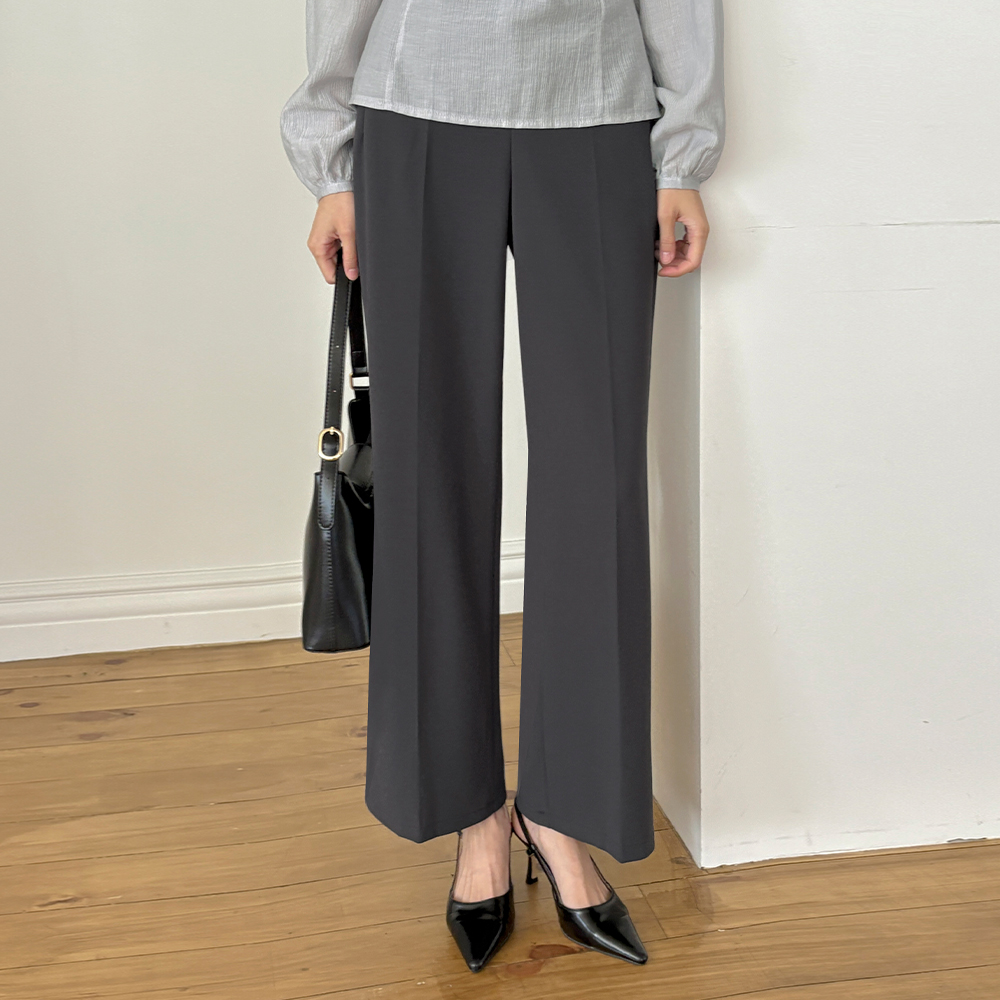 Span Semi- wide fit Back Banding Slacks