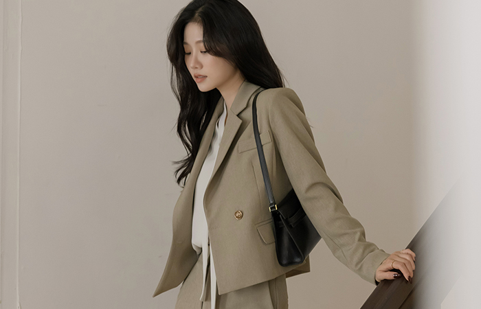 Semi- Crop Set-up Jacket