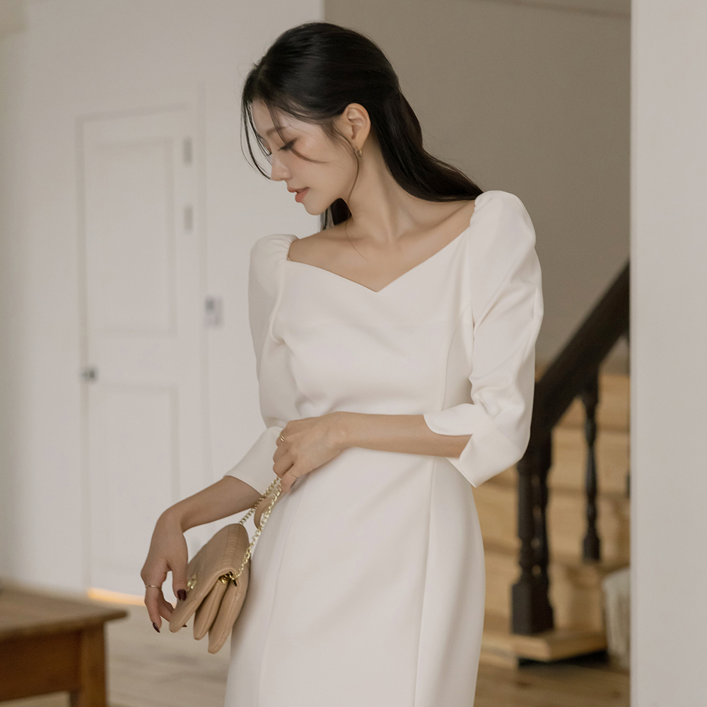 primium Romantic Heart Neck Puff Slim Dress