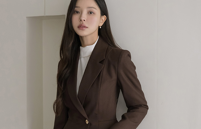 Classic One-Button Peplum Set-up Jacket