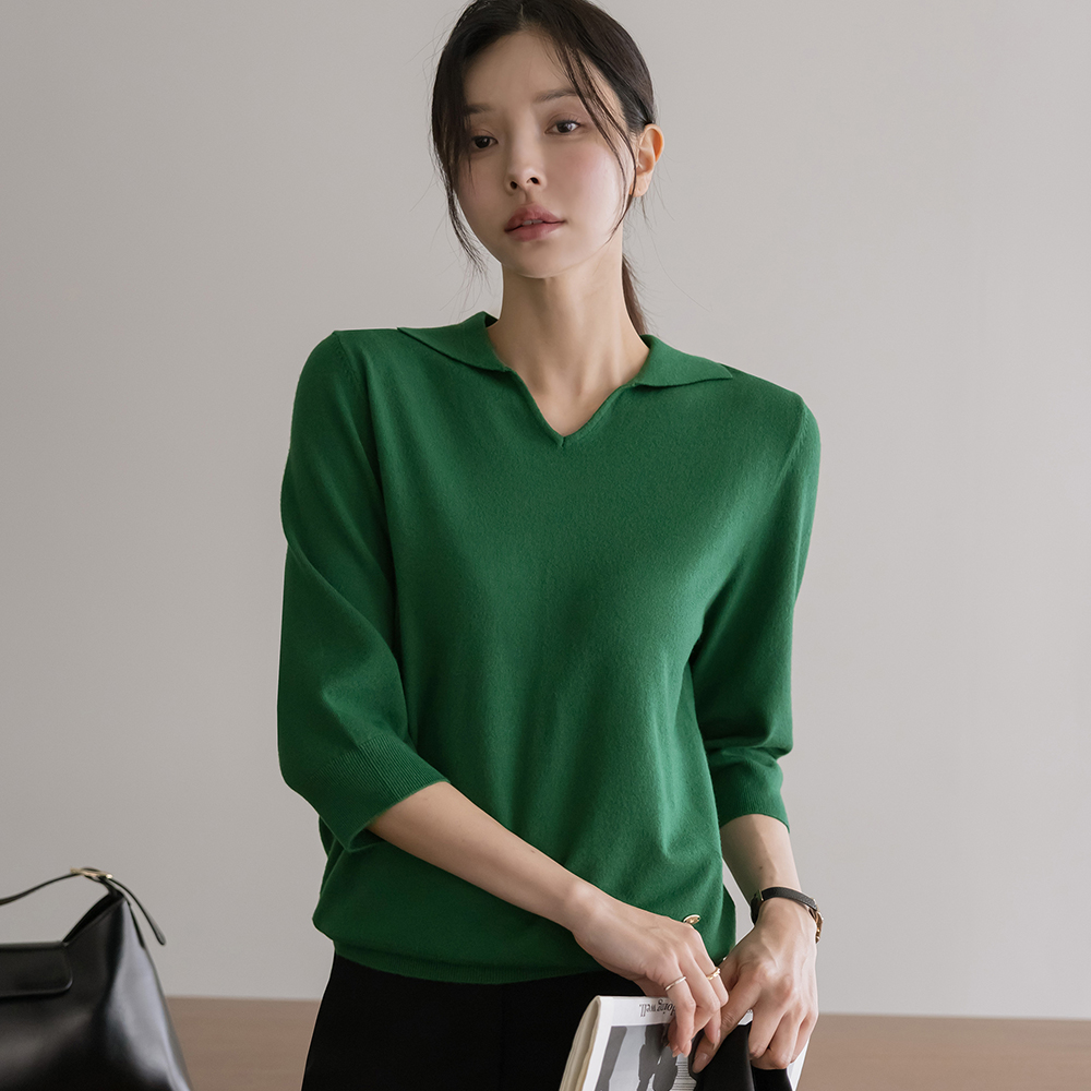 Soft Collar Cutting-Neck Capri pendant Knit