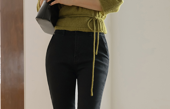 Cotton Slit Span 카프리 Pants