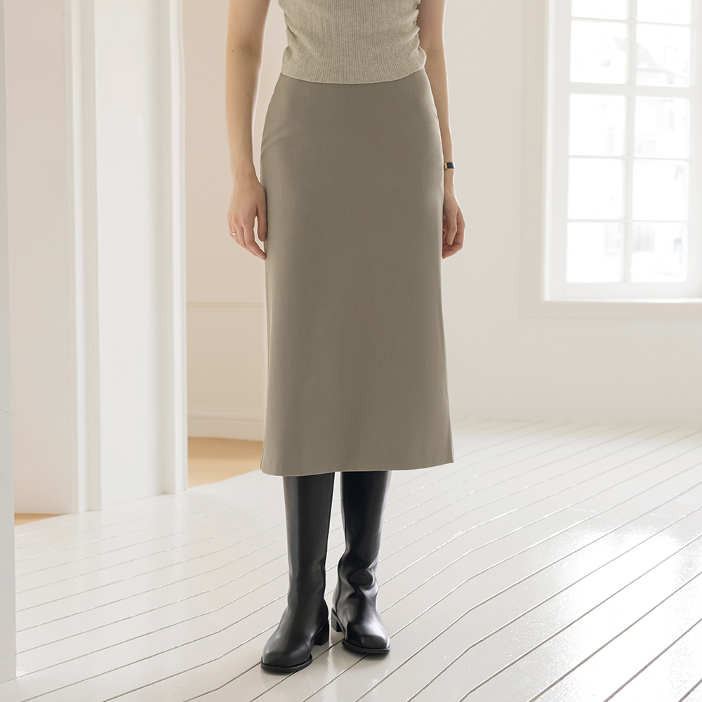 Basic Slit H-line Long Skirt