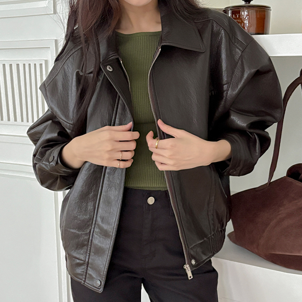 Collar Zip up 비건 Leather Jumper