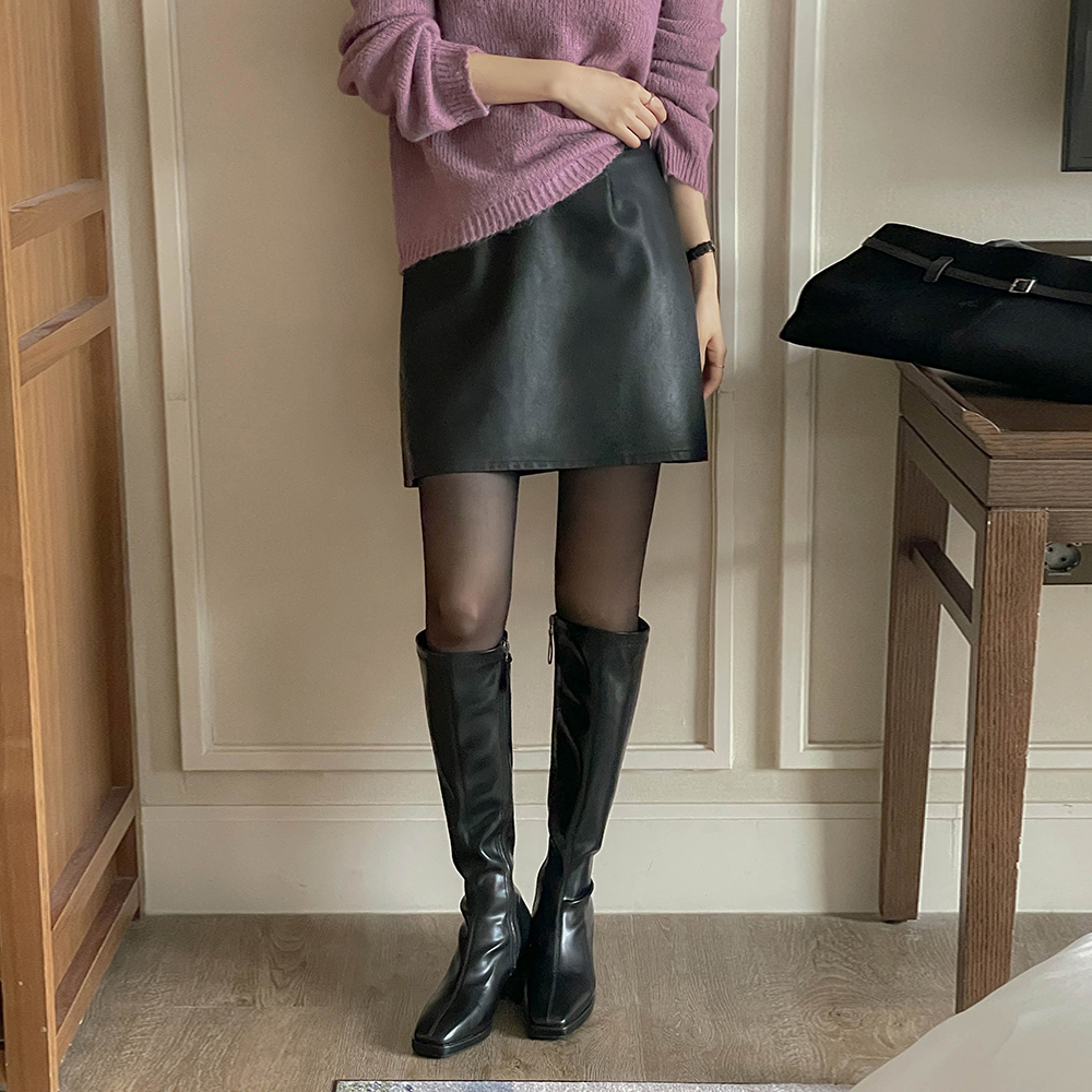 Basic Leather A-line Mini Skirt