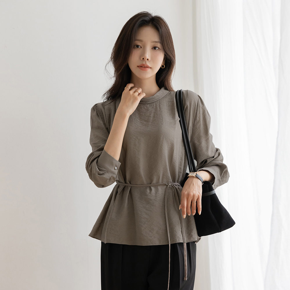 Half-Neck Shoulder Shirring Blouse(+Belt)