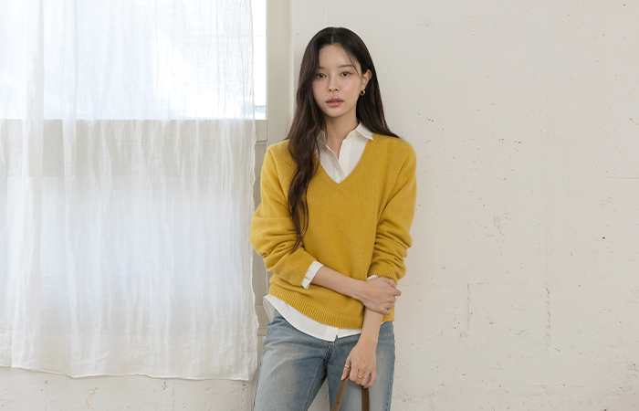 V-neck Whole Garment Wool Long-sleeve Knit