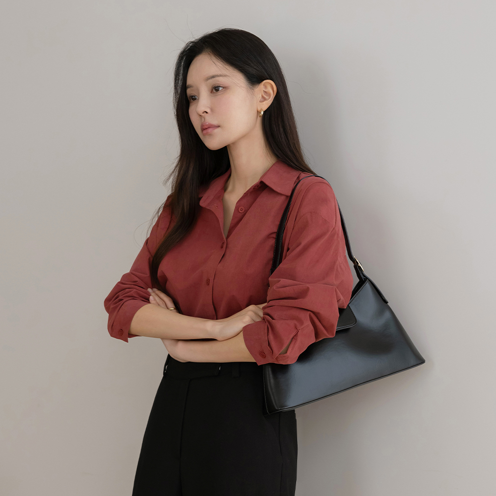 Autumn Chic Standard Fit Shirt